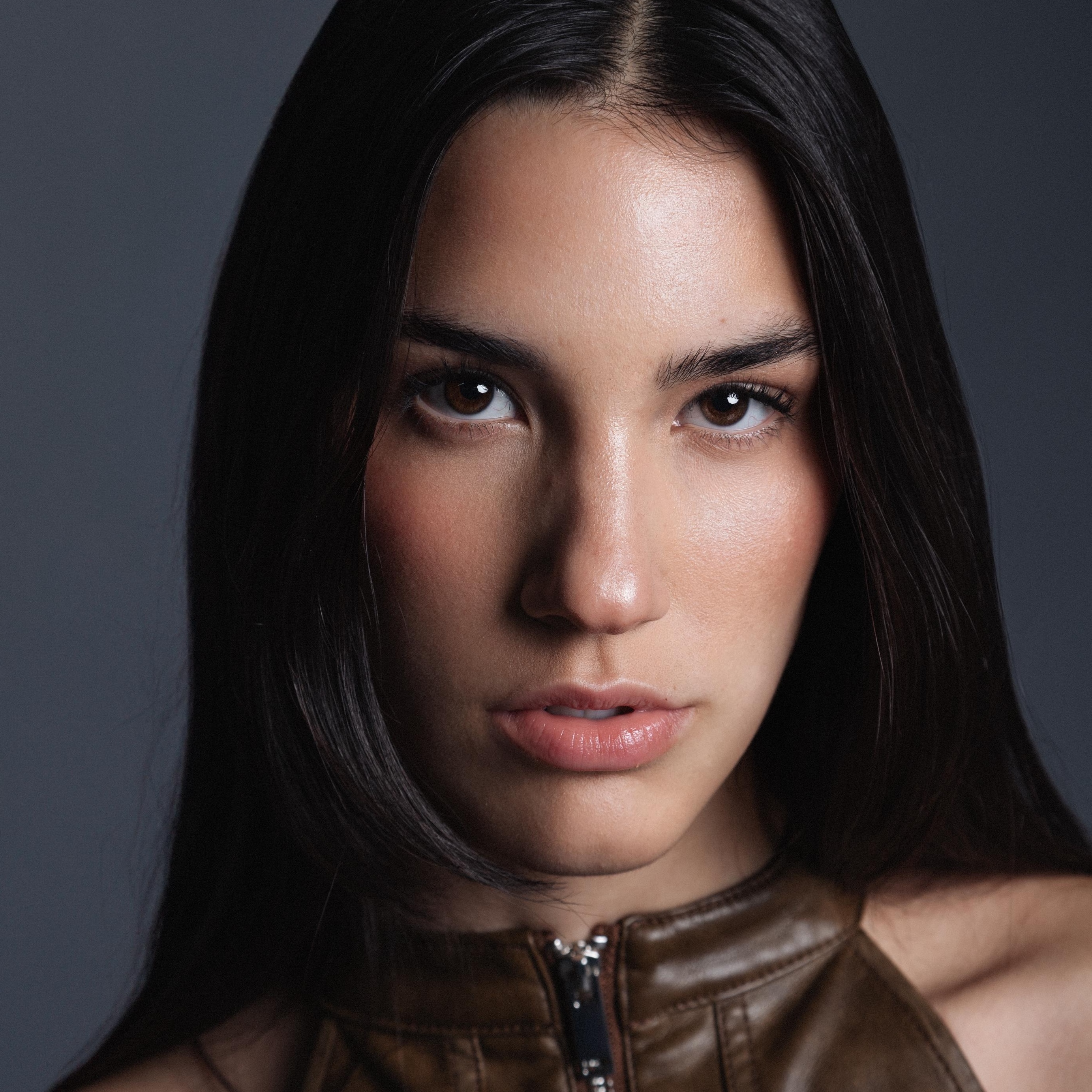 ISABELLA AYALA / MTY